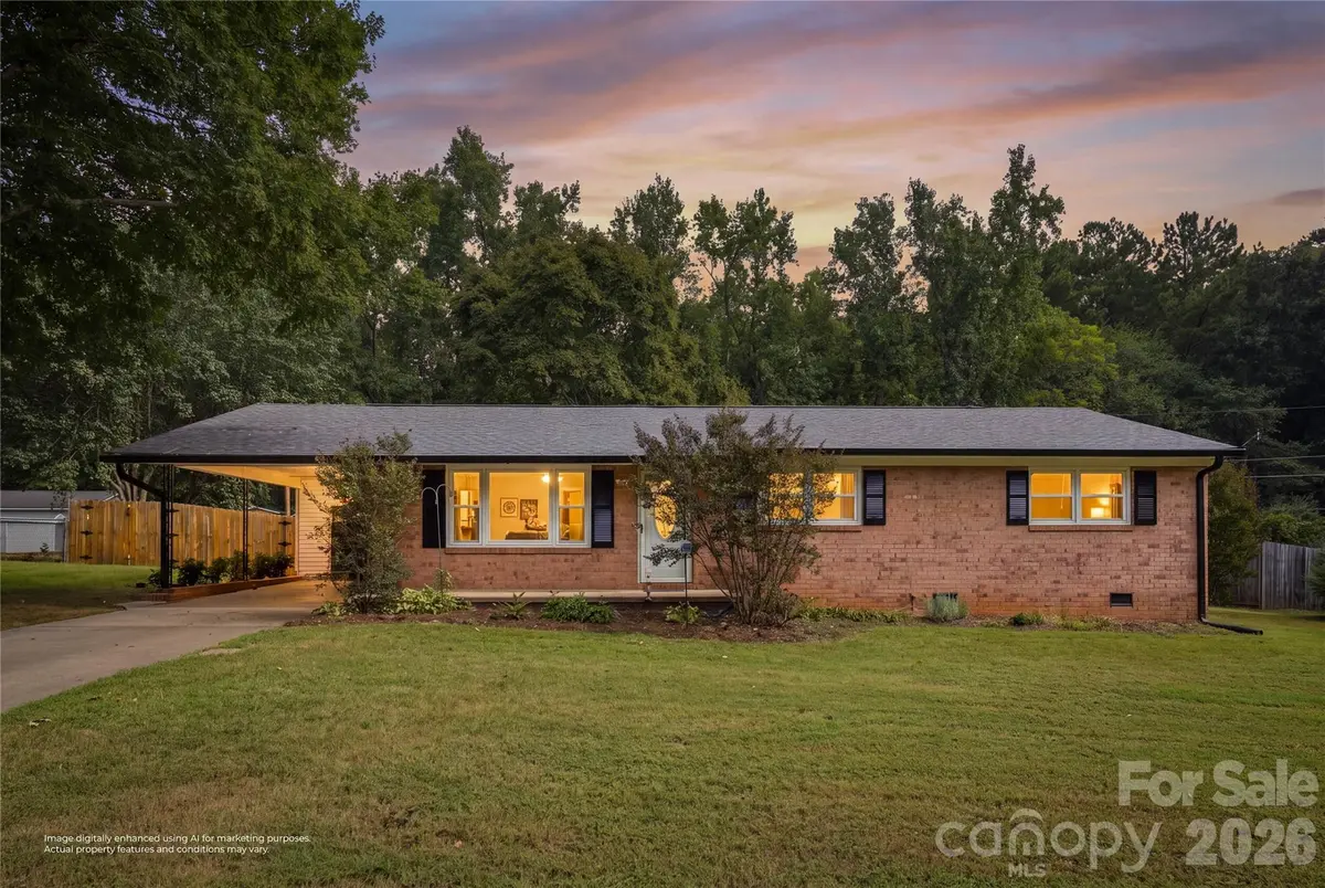 2626 Fairgreen DR, Gastonia, NC 28056