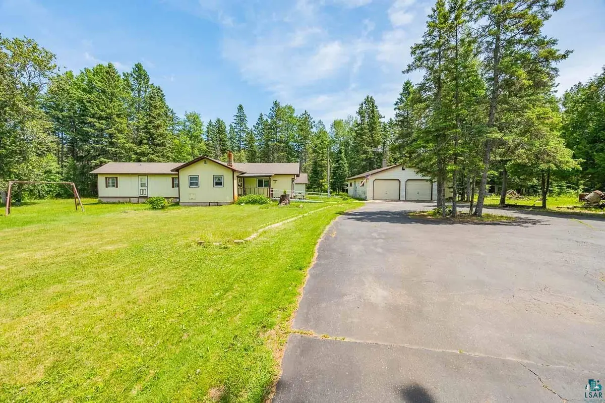 5464 Spruce St, Aurora, MN 55705-0000