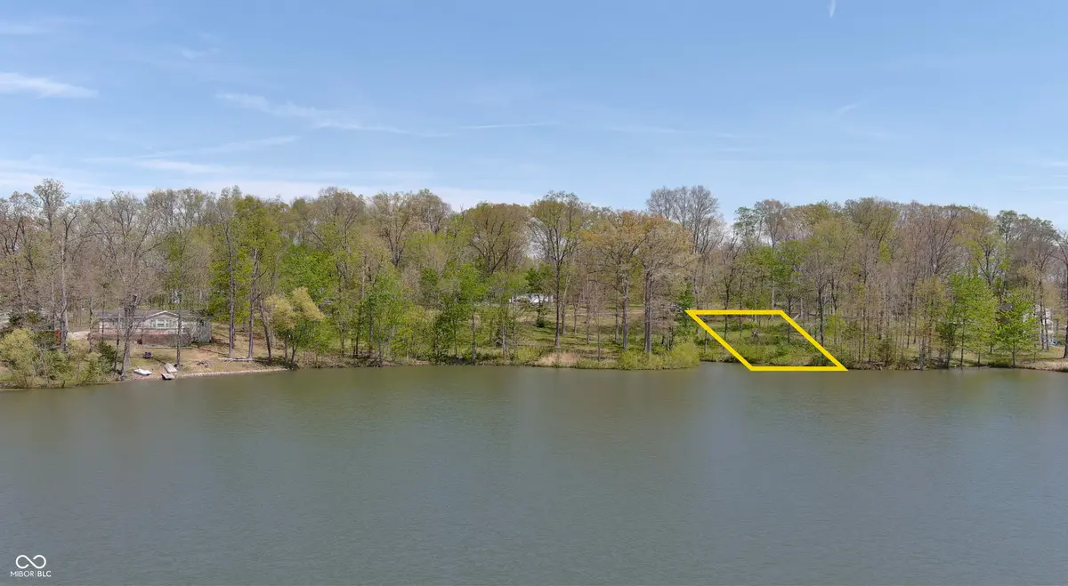 881 Country Squire BLVD, North Vernon, IN 47265
