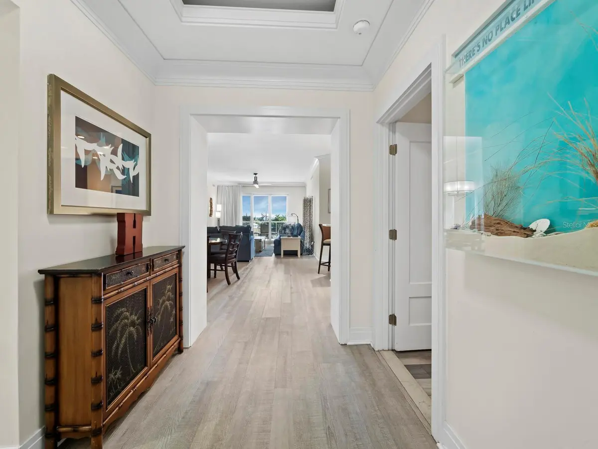 915 SEASIDE DR #310, Sarasota, FL 34242