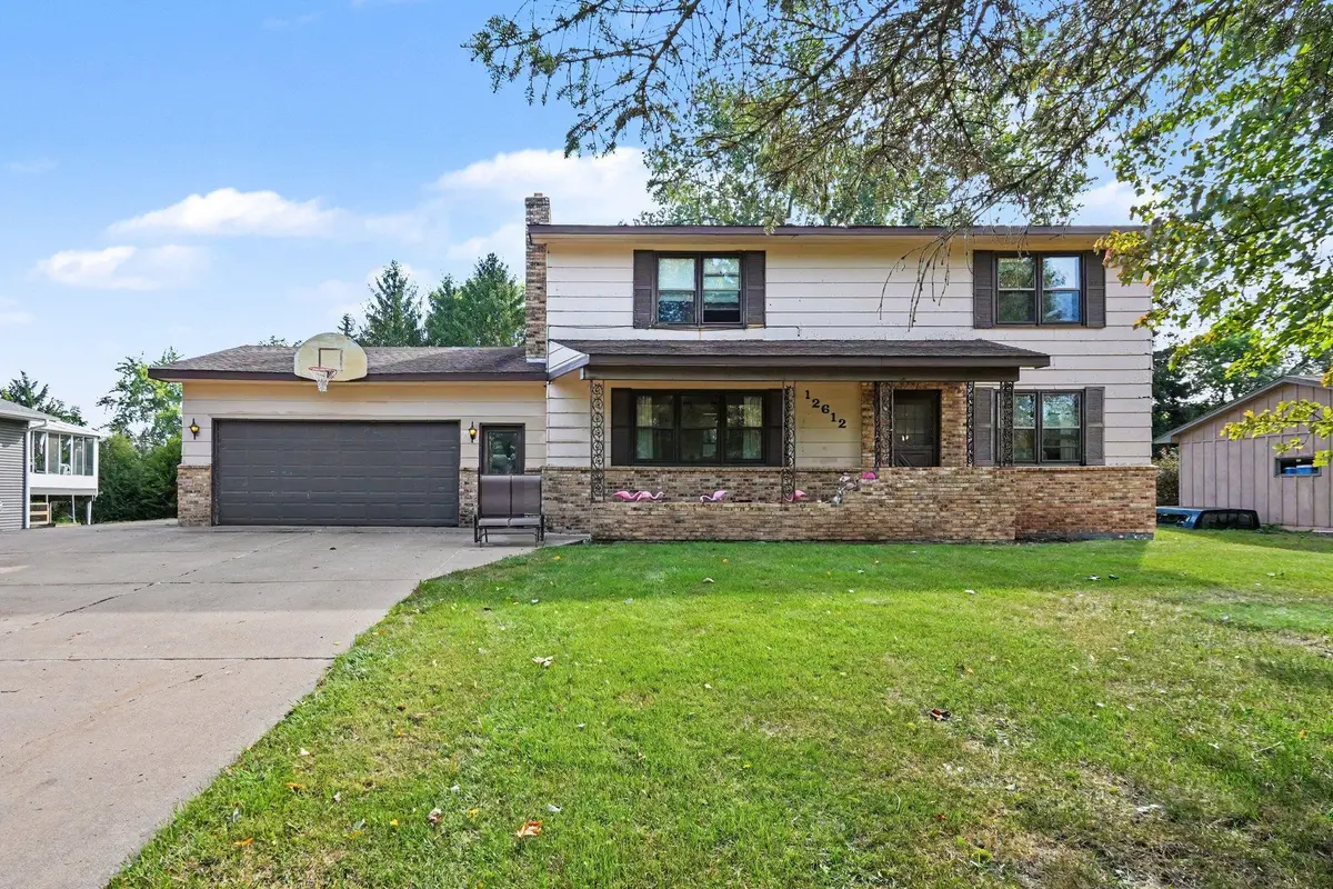 12612 Scharber ST, Rogers, MN 55374