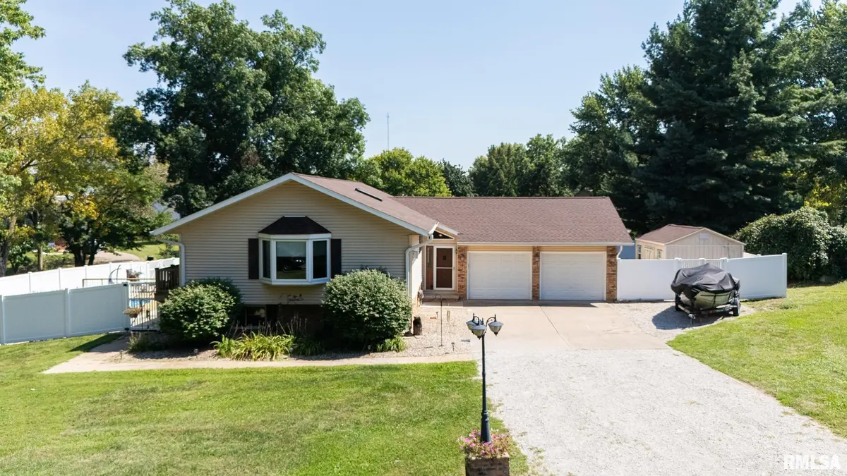 333 ARBOR VITAE DR, Germantown Hills, IL 61548