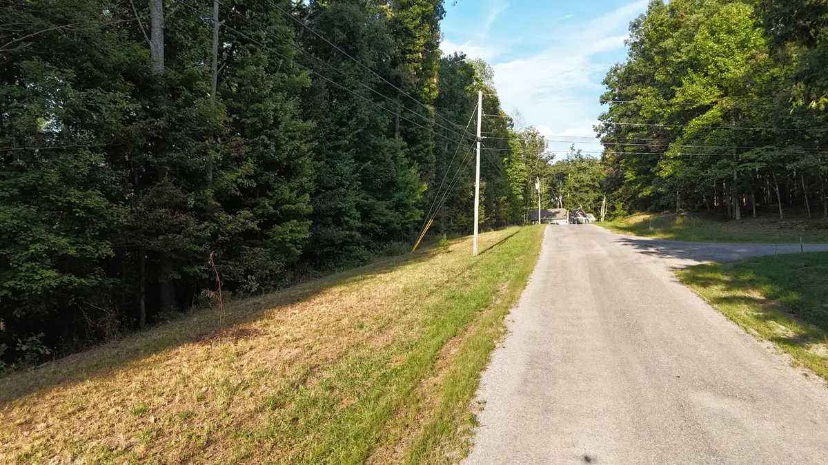 11 Poston Drive, Monterey, TN 38574