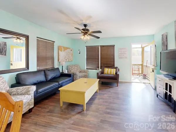 47 Rosman TRL, Rosman, NC 28772