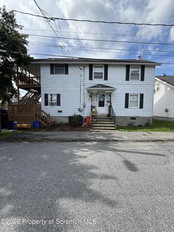 934 Cottage ST, Peckville, PA 18452