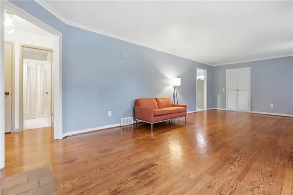 6612 W 85th ST, Overland Park, KS 66212