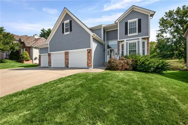 9407 N Tracy AVE, Kansas City, MO 64155