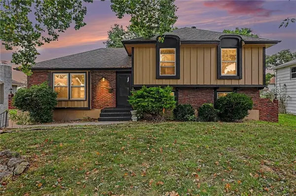 6012 E 107th TER, Kansas City, MO 64134