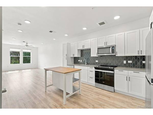 2851 W 52nd #307, Denver, CO 80221