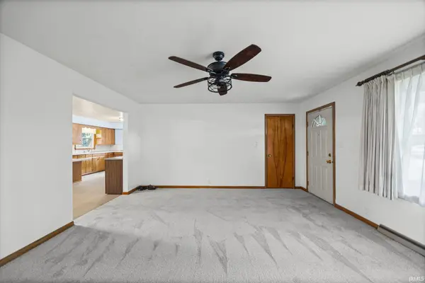 501 E McClure LN, Oxford, IN 47971