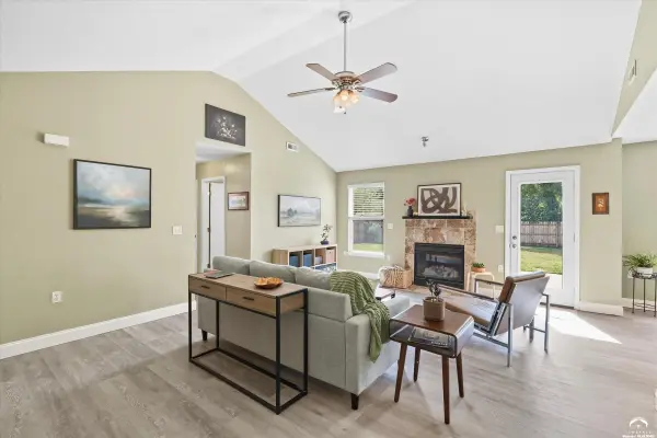 760 North ST, Lawrence, KS 66044