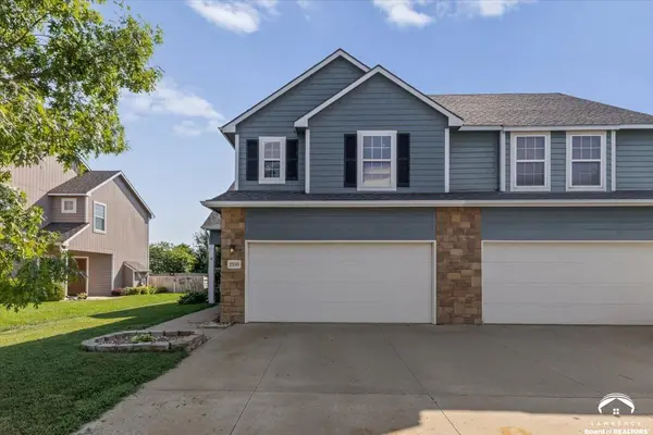 2350 Surrey DR, Lawrence, KS 66046