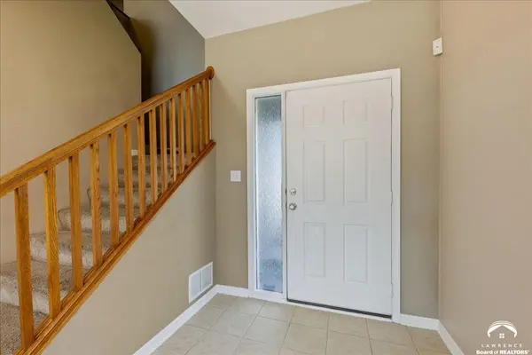 2350 Surrey DR, Lawrence, KS 66046