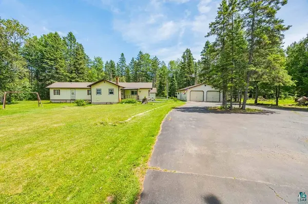 5464 Spruce St,  Aurora,  MN 55705-0000
