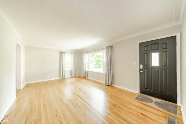 134 W Central WAY, Pendleton, IN 46064