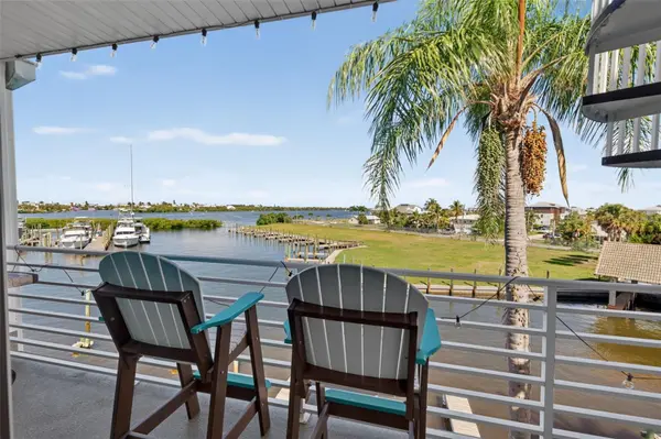 8284 HARBORSIDE CIR, Englewood, FL 34224