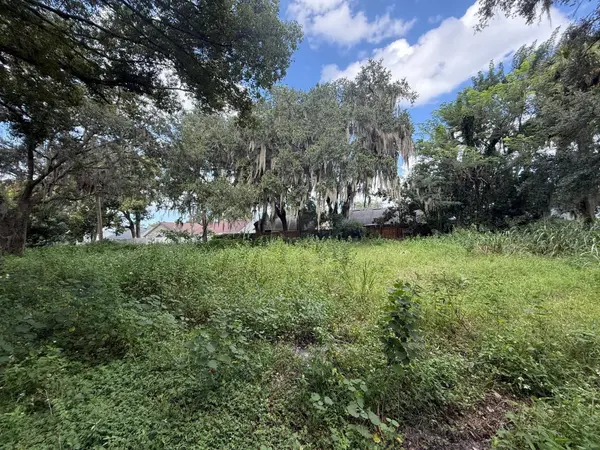 226 JONES AVE, Sanford, FL 32773