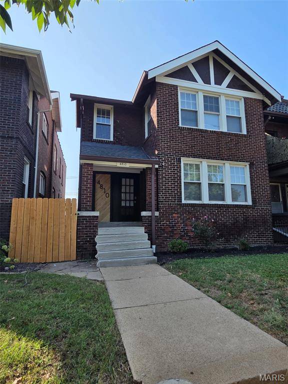 4810 Arsenal ST, St Louis, MO 63116