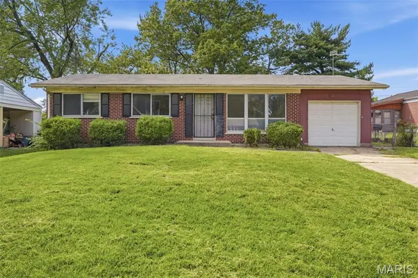 1506 Varnum DR, St Louis, MO 63136