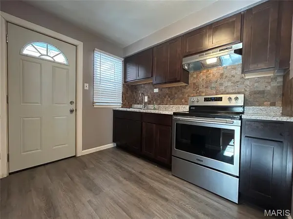6325 Everett DR, St Louis, MO 63134