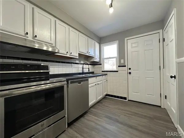 8151 Myrick ST, St Louis, MO 63134
