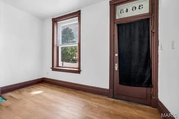 3645 Alberta ST, St Louis, MO 63116