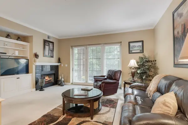 2700 Summit DR #309, Glenview, IL 60025