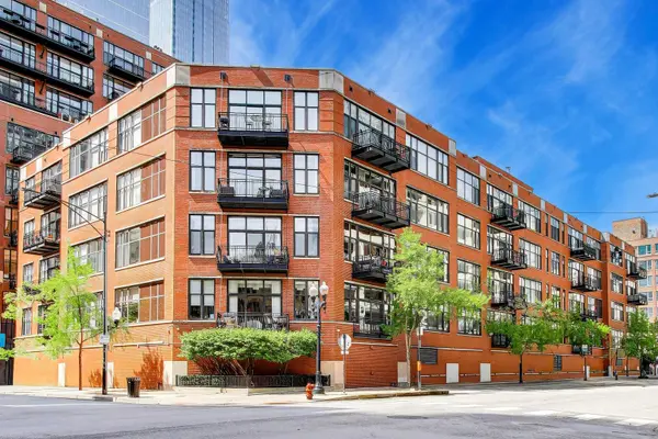 333 W Hubbard ST #209, Chicago, IL 60654