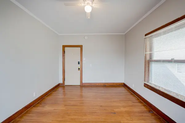 217 S 3rd ST #1, Dekalb, IL 60115