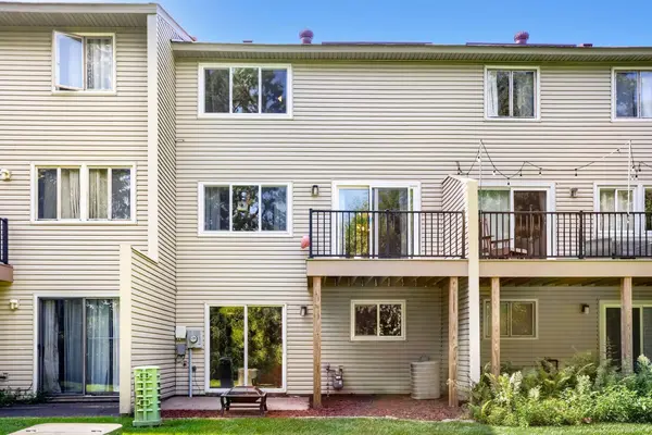 12217 Drake ST NW, Coon Rapids, MN 55448