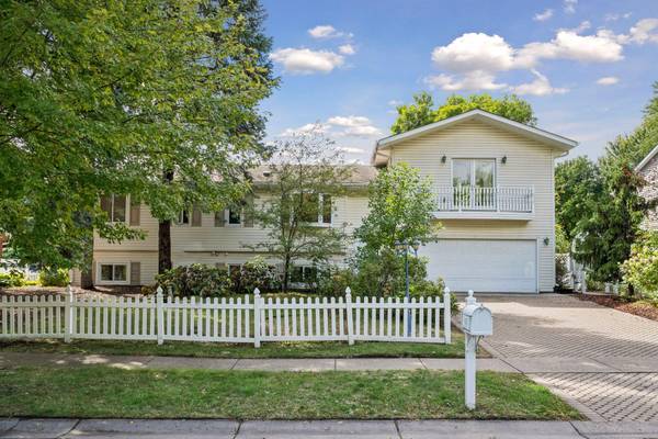 9625 103rd AVE N, Maple Grove, MN 55369