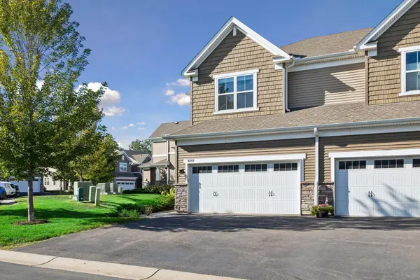 4297 Corn Silk LN, Woodbury, MN 55129