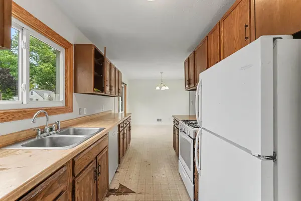 1708 Nevada AVE E, Saint Paul, MN 55106