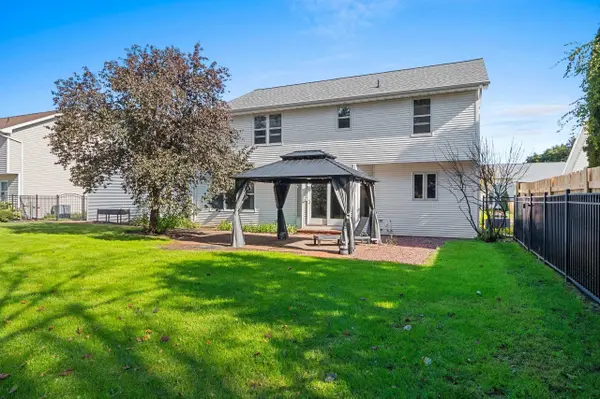1934 PIKE LN, De Pere, WI 54115-3747