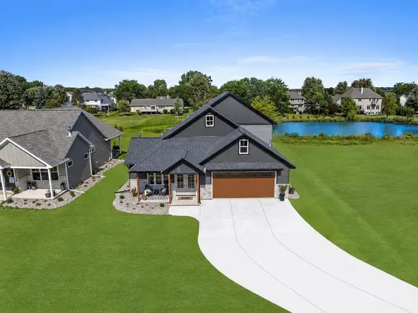 1871 LEDGEVIEW RD, De Pere, WI 54115