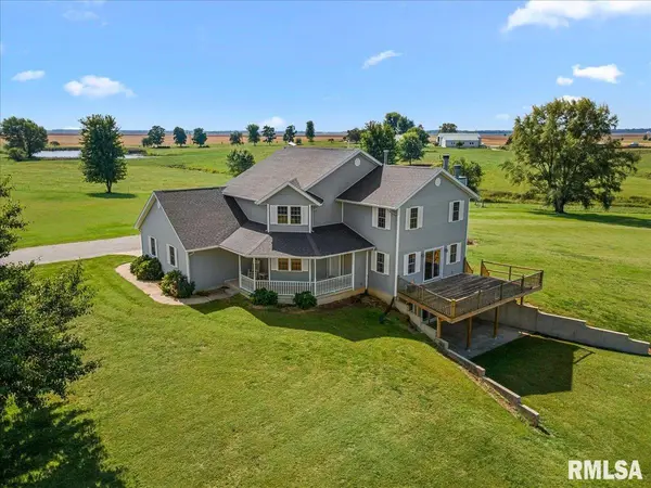 320 TIMBER RIDGE RD, Mechanicsburg, IL 62545