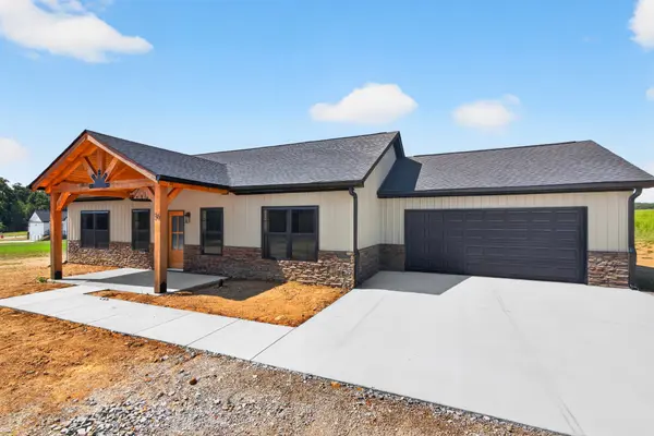 36 Meadowwood Ln, Winchester, TN 37398