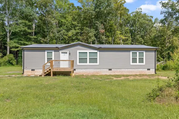 3277 Hurricane Road, Rocky Face, GA 30740