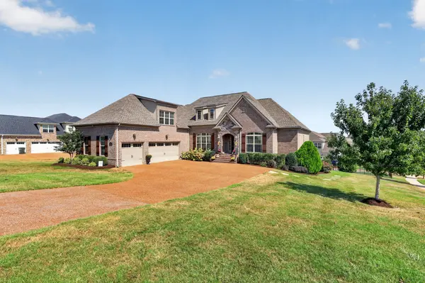 123 Newnham Bridge Dr, Nolensville, TN 37135