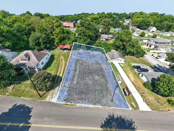 1504 S Main St, Columbia, TN 38401