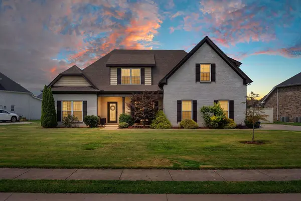 2220 Goodwin Ln, Murfreesboro, TN 37128