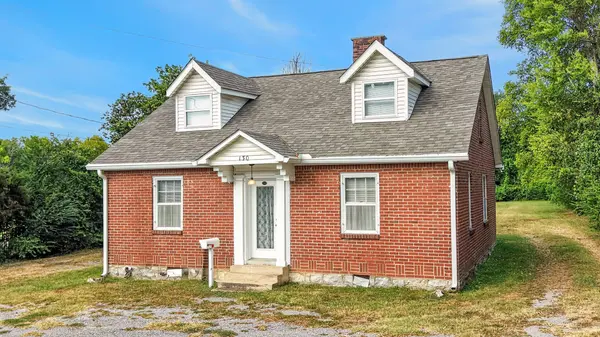 130 Walton Ferry Rd, Hendersonville, TN 37075
