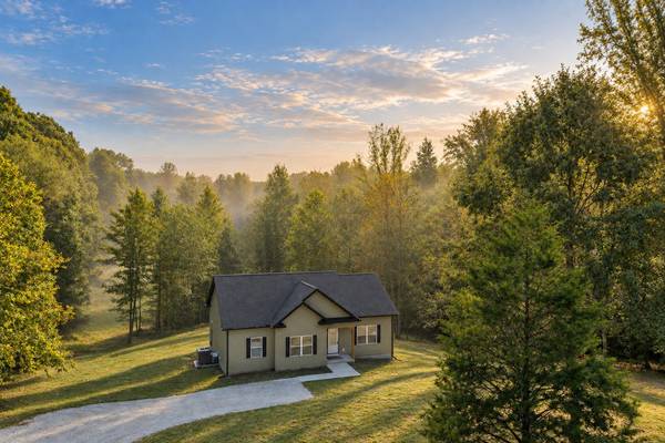 1026 Promise Land Road, Charlotte, TN 37036
