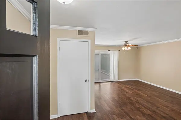 1690 HOBBITS GLEN DR #29, Germantown, TN 38138