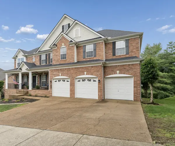 1206 Broadmoor Cir, Franklin, TN 37067