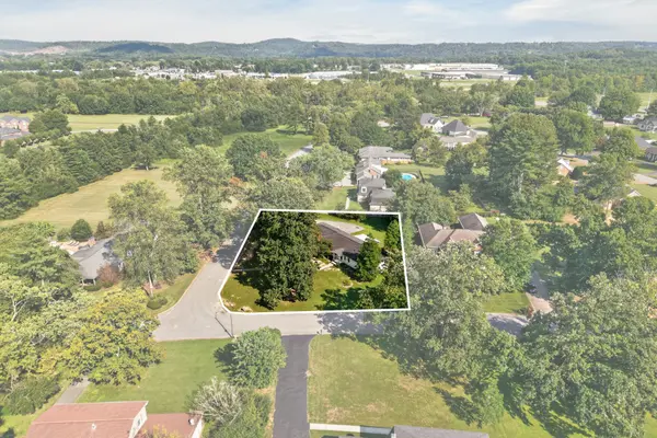 1505 Doris Dr, Cookeville, TN 38501