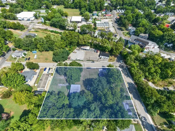 401403405 W 11th Street, Columbia, TN 38401