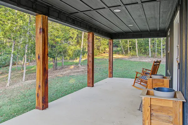 2561 Cold Springs Rd, Lafayette, TN 37083