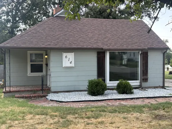 614 S Oakland ST, Webb City, MO 64870