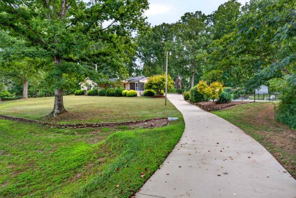 149 Cook RD, Roebuck, SC 29376